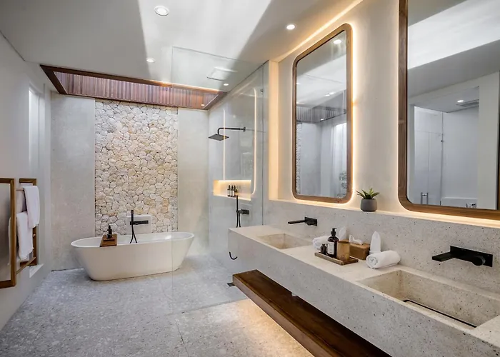 Avirodha 1br Private With Pool Villa Ubud